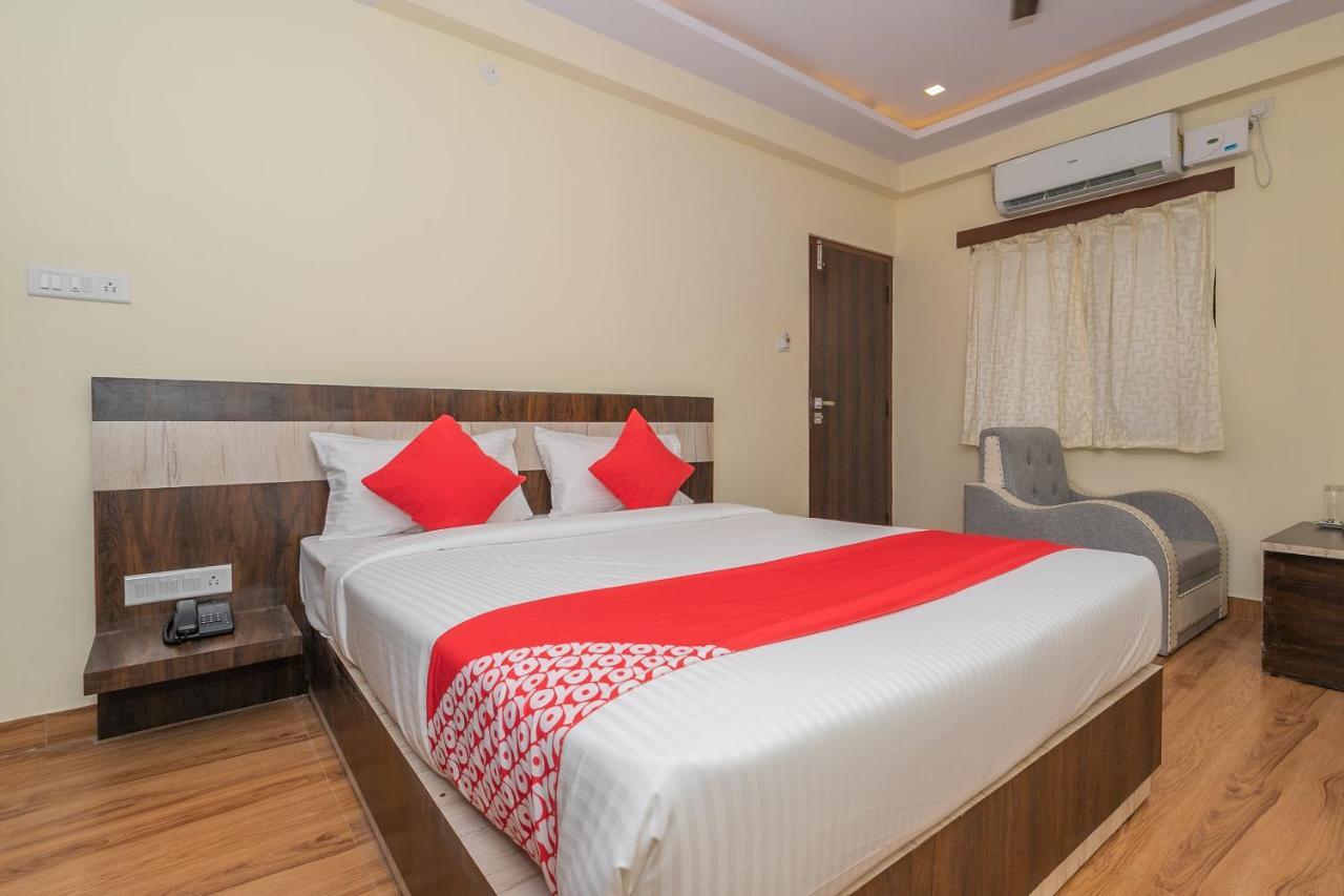 Oyo 36197 Royal Wood Hotel Bangalore Exterior photo